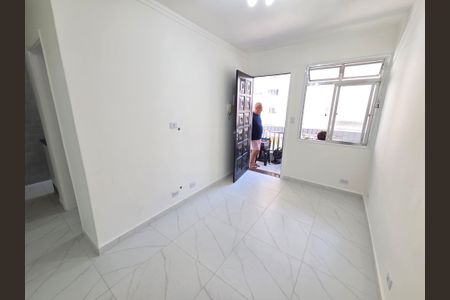 Sala de apartamento para alugar com 1 quarto, 46m² em Canto do Forte, Praia Grande
