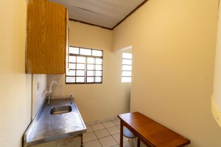 Casa de condomínio para alugar com 50m², 1 quarto e sem vagaCozinha