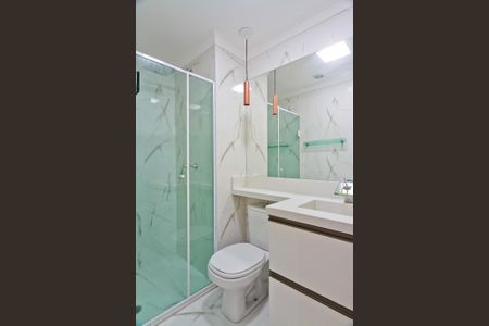 Apartamento à venda com 53m², 2 quartos e 1 vaga Apartamento à venda com 53m², 2 quartos e 1 vagaBanheiro