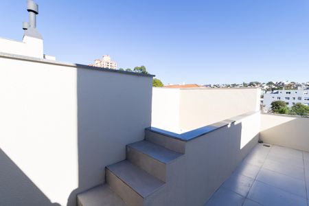 Casa de condomínio para alugar com 180m², 2 quartos e 2 vagasTerraço