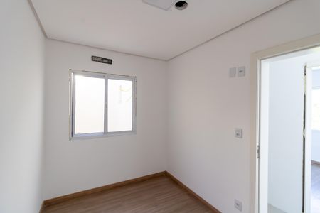 Casa de condomínio para alugar com 180m², 2 quartos e 2 vagasSuíte