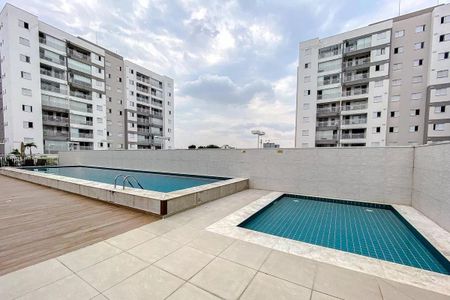 Apartamento à venda com 68m², 3 quartos e 2 vagasPiscina e churrasqueira em apartamento com vista para a cidade.