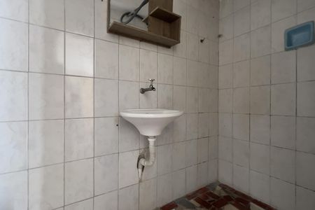 Casa para alugar com 250m², 2 quartos e 3 vagasEdícula