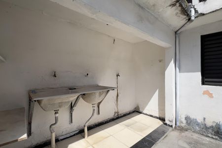 Casa para alugar com 250m², 2 quartos e 3 vagasÁrea de Serviço