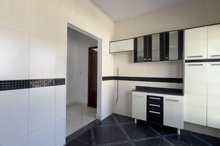 Casa para alugar com 250m², 2 quartos e 3 vagasCozinha