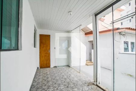 Casa para alugar com 78m², 2 quartos e 1 vagaCorredor