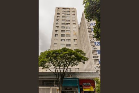 Apartamento à venda com 60m², 1 quarto e sem vagaFachada