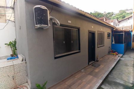 Casa para alugar com 55m², 1 quarto e sem vaga Casa para alugar com 55m², 1 quarto e sem vagaFachada