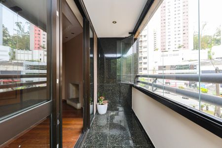 Varanda da Sala de apartamento para alugar com 4 quartos, 155m² em Vila Andrade, São Paulo