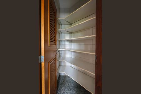 Apartamento para alugar com 155m², 4 quartos e 2 vagasDespensa