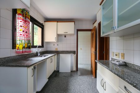 Apartamento para alugar com 155m², 4 quartos e 2 vagasCozinha