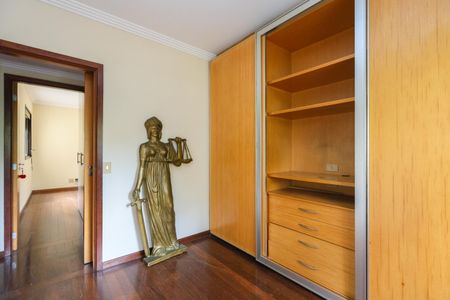 Apartamento para alugar com 155m², 4 quartos e 2 vagasQuarto 3