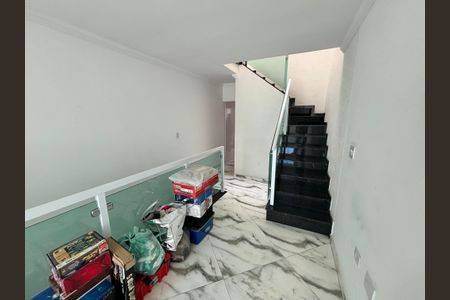 Casa à venda com 95m², 3 quartos e 2 vagasSala