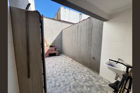 Casa à venda com 95m², 3 quartos e 2 vagasÁrea de Serviço