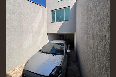 Casa à venda com 95m², 3 quartos e 2 vagasGaragem