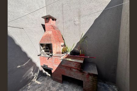 Casa à venda com 95m², 3 quartos e 2 vagasÁrea comum - Churrasqueira