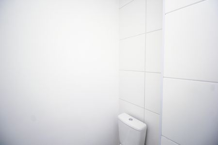 Apartamento à venda com 35m², 2 quartos e sem vaga Apartamento à venda com 35m², 2 quartos e sem vagaBanheiro