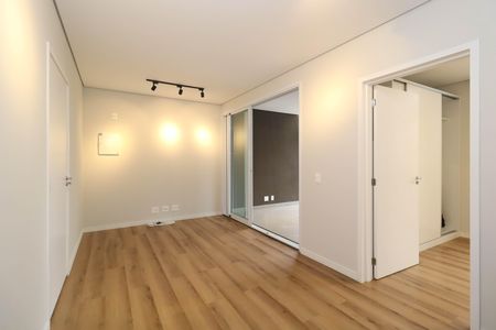 Sala/Cozinha de apartamento para alugar com 1 quarto, 42m² em Sumaré, São Paulo