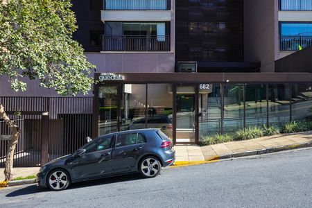 Apartamento para alugar com 94m², 3 quartos e 2 vagasFachada