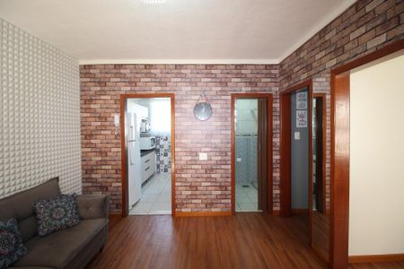 Sala de apartamento à venda com 2 quartos, 59m² em Rubem Berta, Porto Alegre