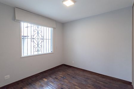Casa à venda com 316m², 3 quartos e 4 vagasQuarto 1