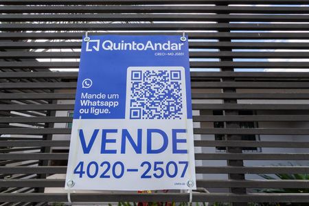 Casa à venda com 316m², 3 quartos e 4 vagasFachada