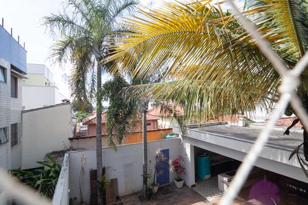 Casa à venda com 316m², 3 quartos e 4 vagasVaranda do quarto 2 - Vista