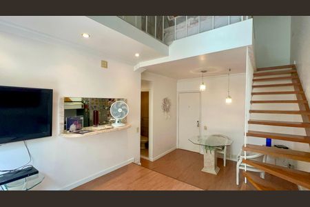 Apartamento à venda com 72m², 1 quarto e 1 vagaSala