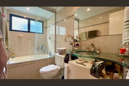 Apartamento à venda com 72m², 1 quarto e 1 vagaBanheiro da Suíte