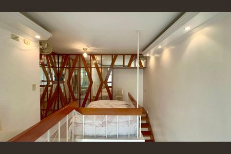 Apartamento à venda com 72m², 1 quarto e 1 vagaSuite