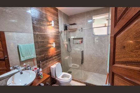 Apartamento à venda com 85m², 3 quartos e sem vagaBanheiro 
