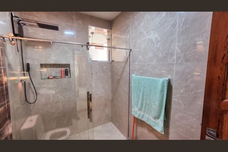 Apartamento à venda com 85m², 3 quartos e sem vagaBanheiro 