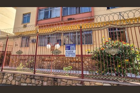 Apartamento à venda com 85m², 3 quartos e sem vagaFrente e Plaquinha 