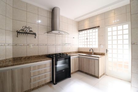 Casa para alugar com 153m², 3 quartos e 3 vagasCozinha