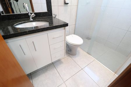 Casa para alugar com 153m², 3 quartos e 3 vagasBanheiro da Suíte