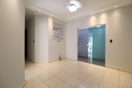 Casa para alugar com 153m², 3 quartos e 3 vagasSala 2