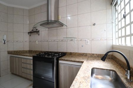 Casa para alugar com 153m², 3 quartos e 3 vagasCozinha