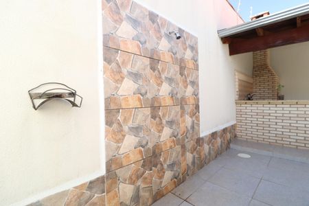 Casa para alugar com 153m², 3 quartos e 3 vagasDucha