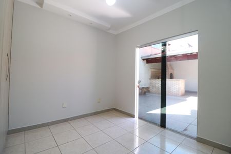 Casa para alugar com 153m², 3 quartos e 3 vagasSuíte 2