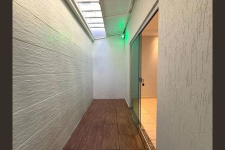 Casa para alugar com 3 quartos, 153m² em Cidade Jardim, Uberlândia