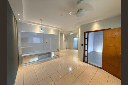 Sala de casa para alugar com 3 quartos, 153m² em Cidade Jardim, Uberlândia