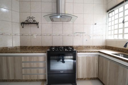 Casa para alugar com 153m², 3 quartos e 3 vagasCozinha