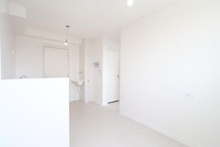 Sala/Cozinha/Área de serviço  de apartamento para alugar com 2 quartos, 33m² em Barra Funda, São Paulo