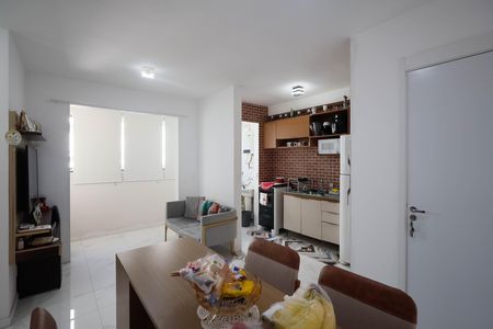 Apartamento à venda com 43m², 2 quartos e 1 vagaSala 