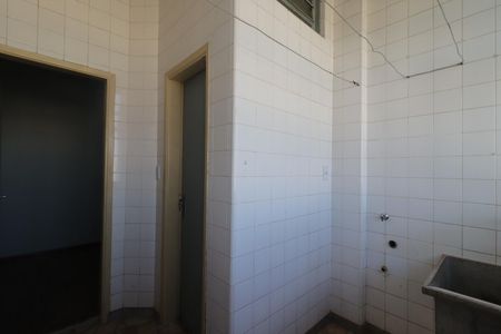 Apartamento para alugar com 120m², 3 quartos e 1 vagaÁrea de Serviço