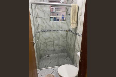 Casa à venda com 140m², 3 quartos e 4 vagasBanheiro