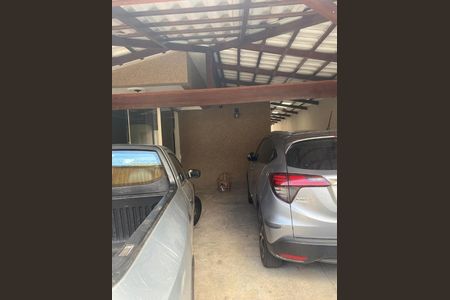 Casa à venda com 140m², 3 quartos e 4 vagasGaragem