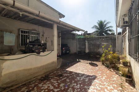 Casa à venda com 160m², 4 quartos e 3 vagasQuintal