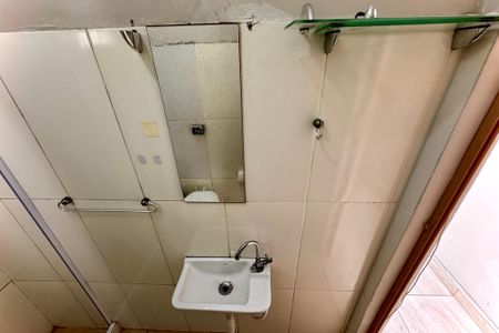 Apartamento para alugar com 42m², 1 quarto e sem vagaBanheiro