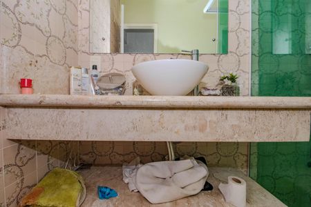 Casa para alugar com 250m², 4 quartos e 3 vagasBanheiro Social